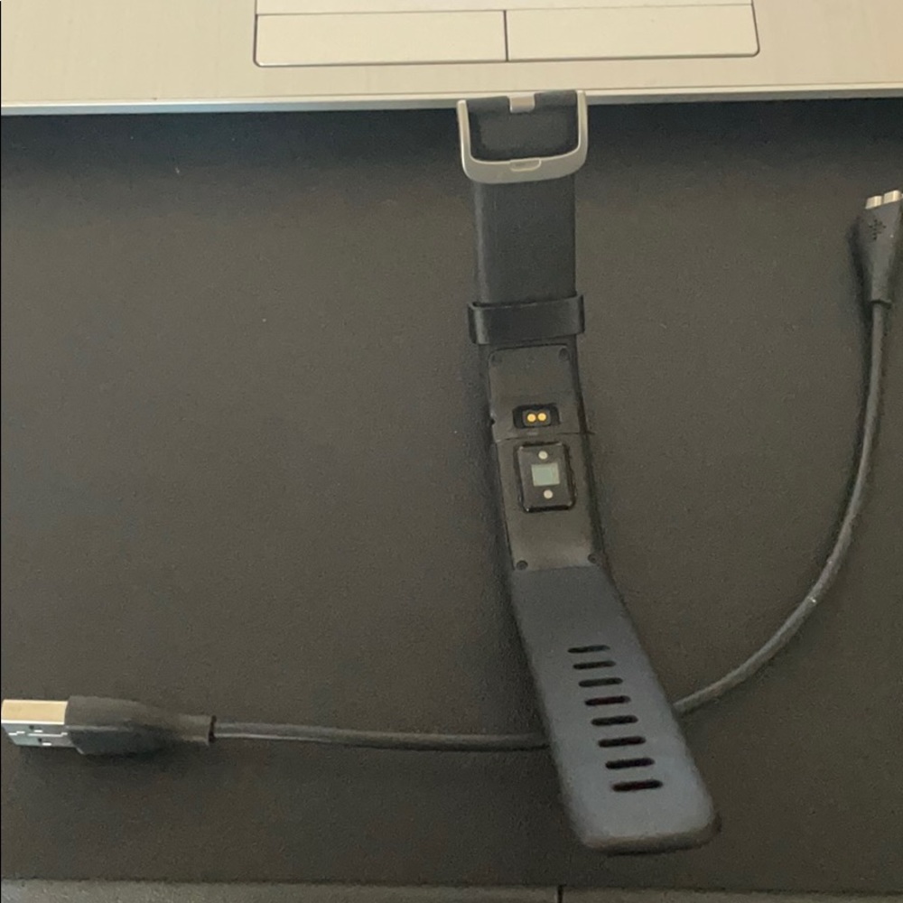 Fitbit Charge HR - Picture 4 of 4